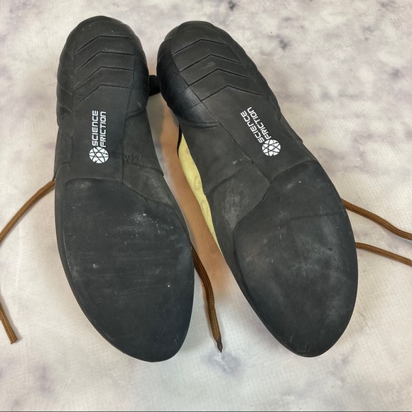 SOLD - Picture 5 of 6